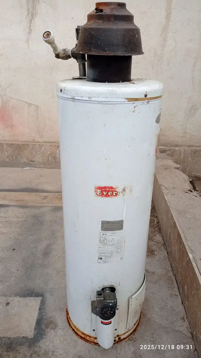 آبگرمکن زمینی 5 میلیون تومان|آبگرمکن، پکیج، شوفاژ|پاکدشت, خاتون آباد|دیوار