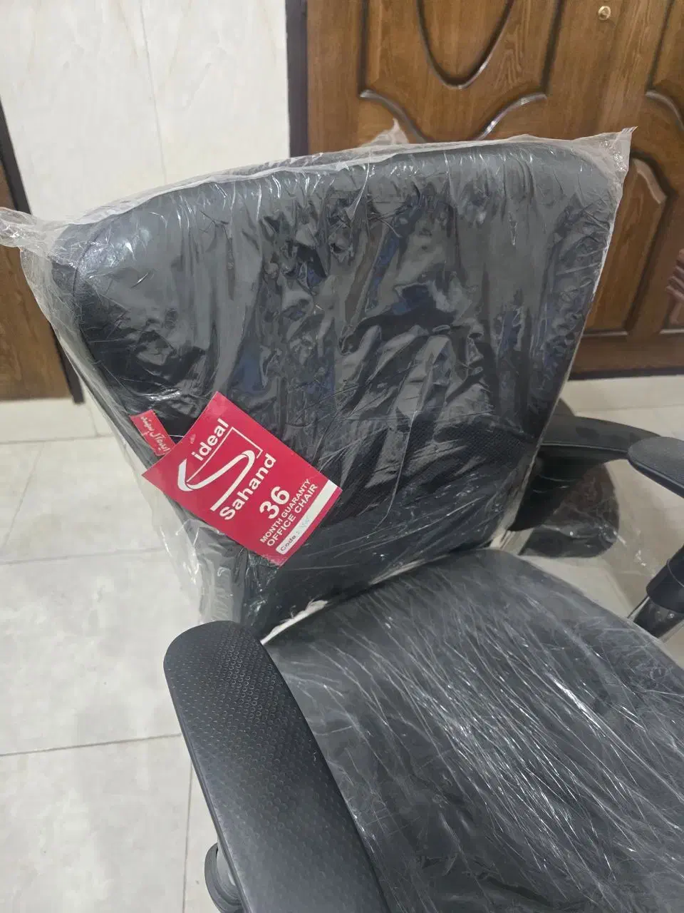 میز و صندلی اداری|مبلمان اداری|یزد, |دیوار