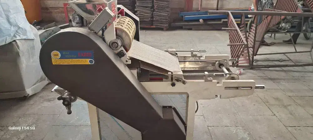 فروش دستگاه های صنعتی قنادی (کیک و بیسکوئیت)|ماشین‌آلات صنعتی|نجف‌آباد, شهرک صنعتی نجف آباد ۲|دیوار