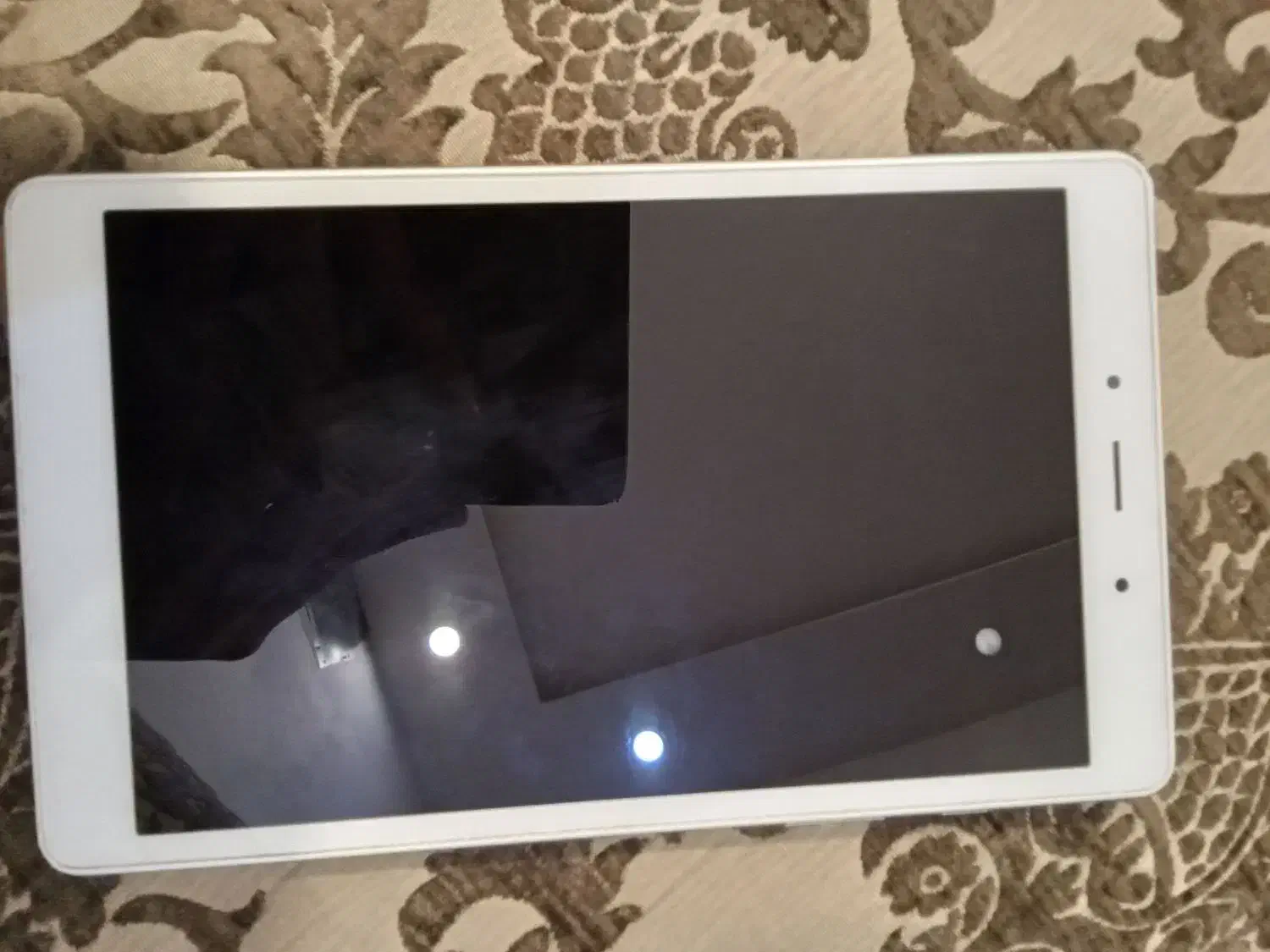 تبلت|تبلت|مشهد, حضرت حجت|دیوار