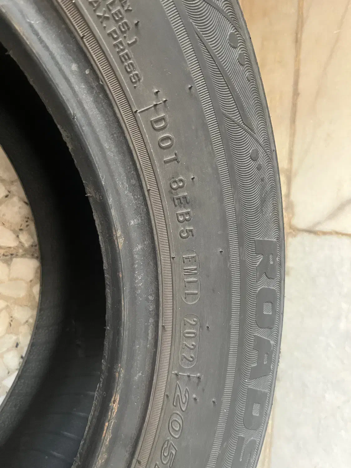 دو حلقه لاستیک رودستون ۲۰۵ رینگ ۱۴ در حد نو|قطعات یدکی و لوازم جانبی|کرمان, |دیوار