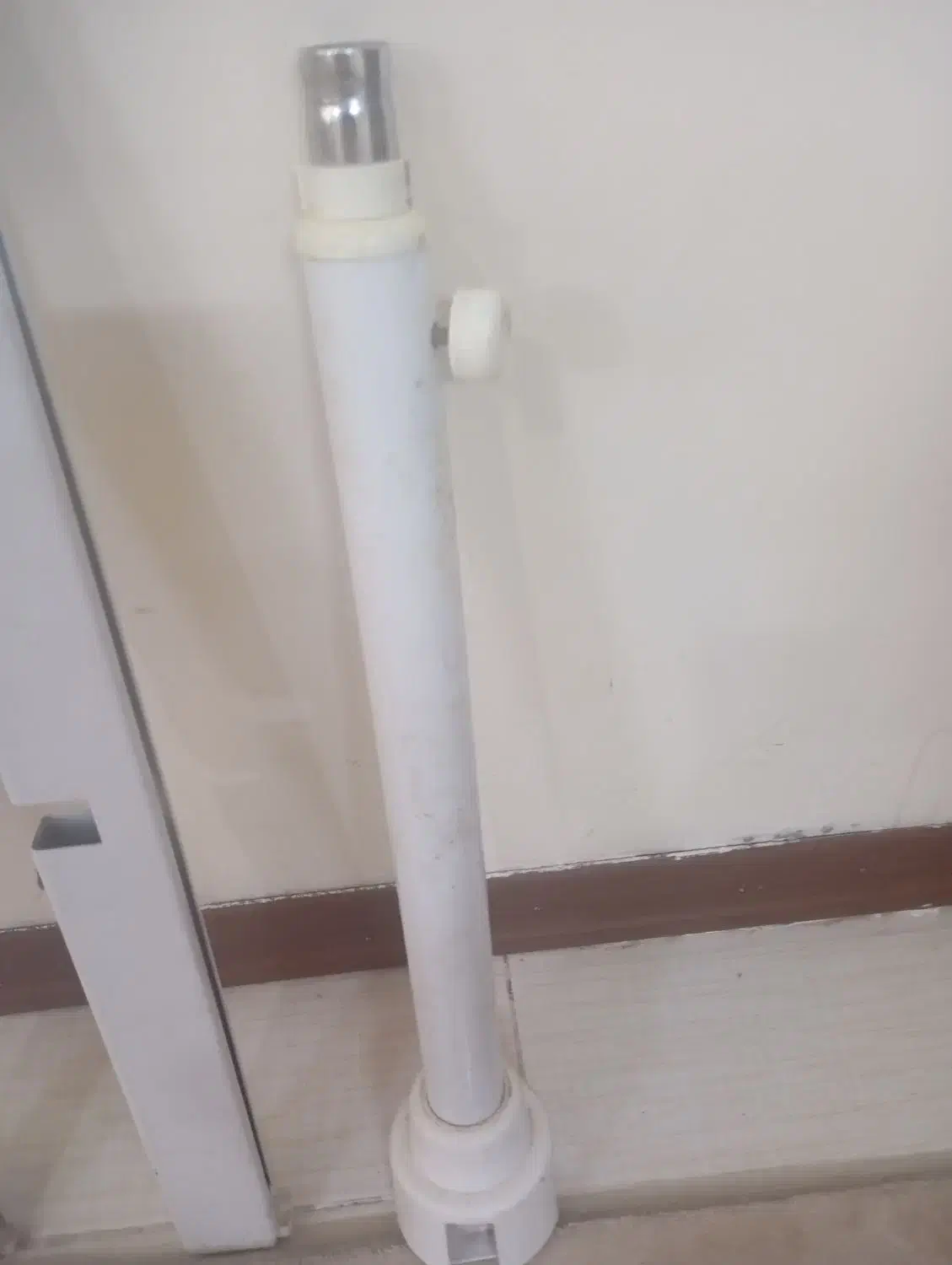 وسایل پنکه چرخشی|پنکه و تصفیهکنندهٔ هوا|گلبهار, شهر جدید گلبهار|دیوار