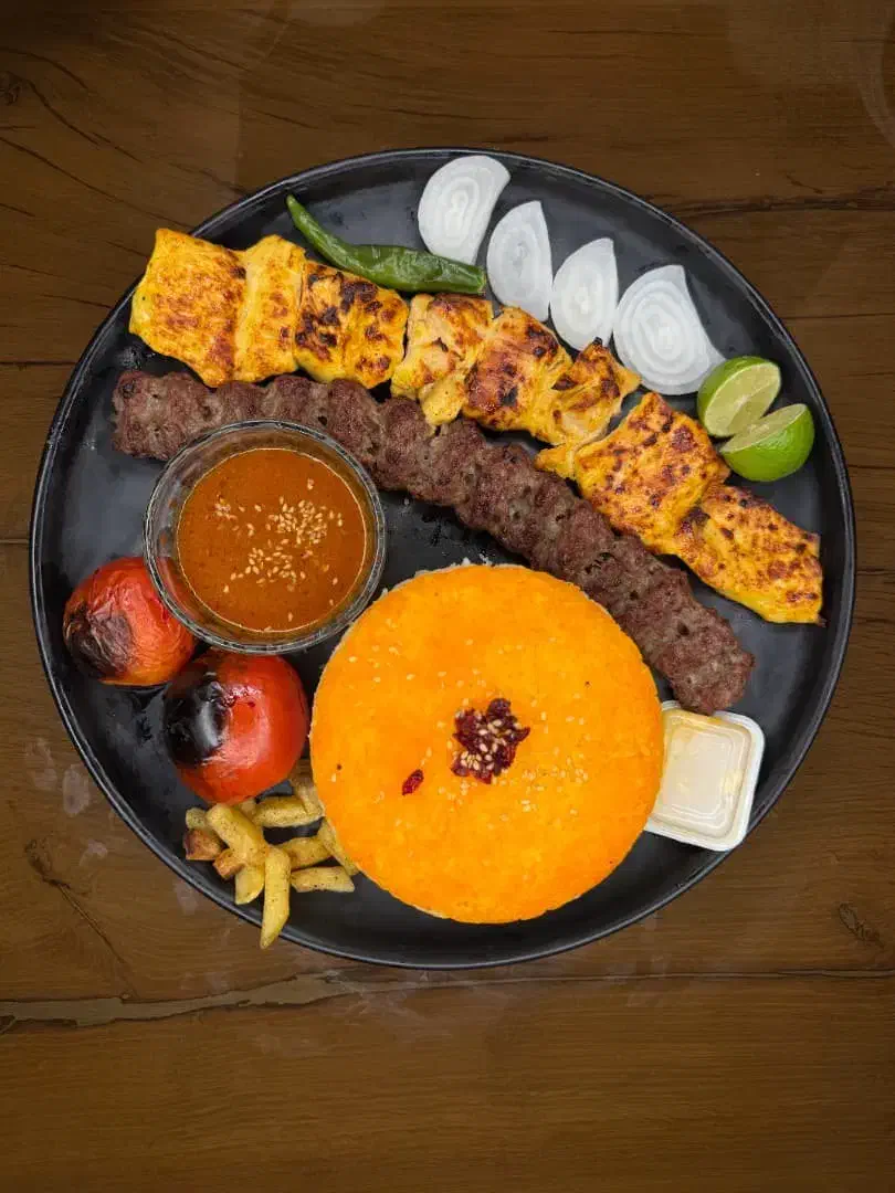 نیروی ساده رستوران|استخدام خدمات فروشگاه و رستوران|شیراز, خلدبرین|دیوار