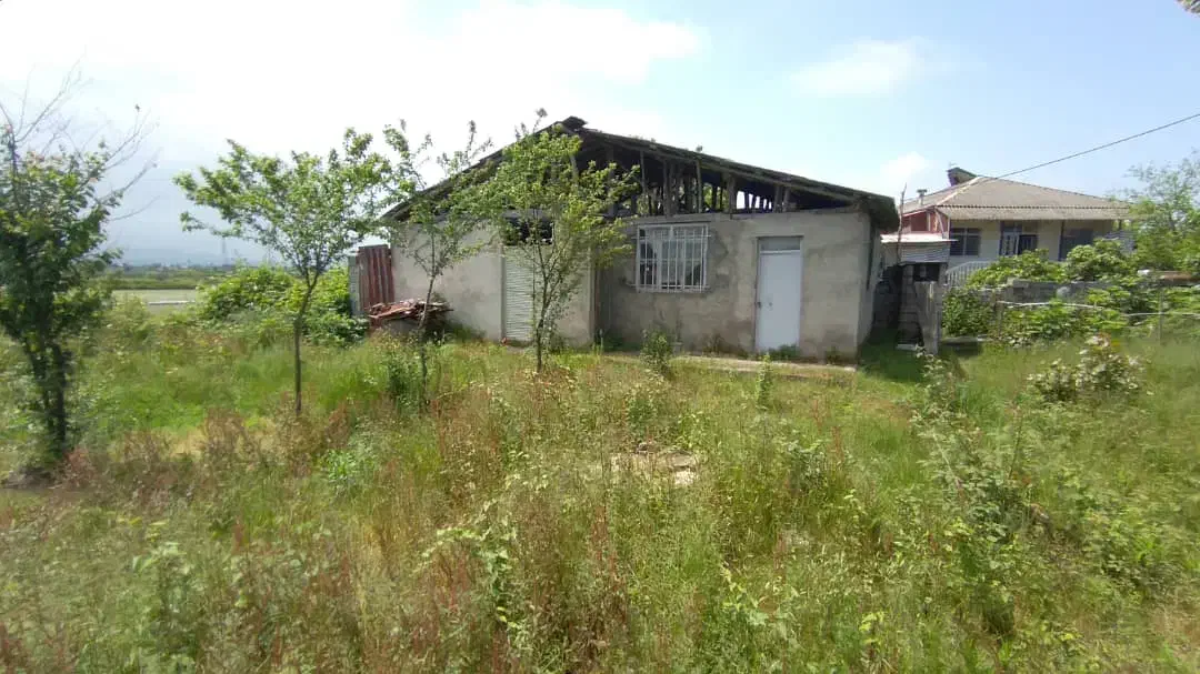 فروش ویلایی قابل بازسازی متراژکل زمین ۲۳۰مترباسند|فروش خانه و ویلا|املش, |دیوار