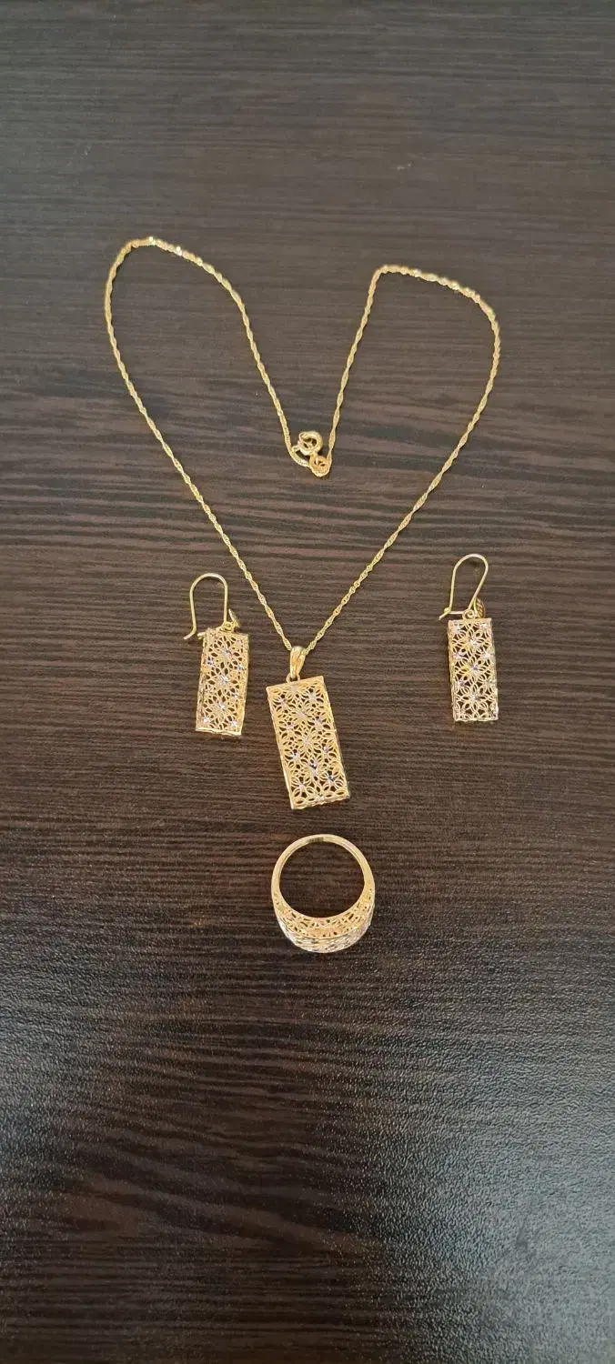 نیم ست طلا نونو|جواهرات|شهرکرد, |دیوار