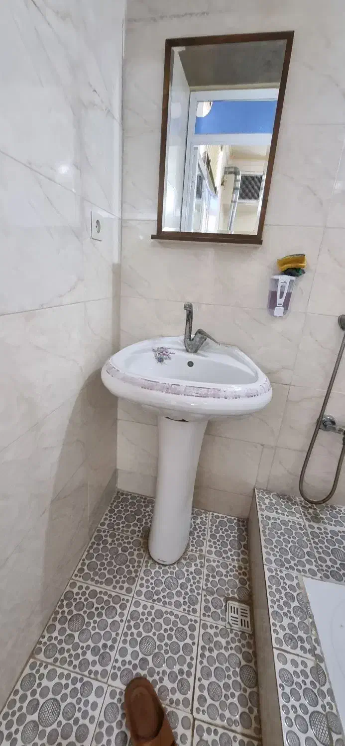 طبقه اول تک خواب|اجارهٔ کوتاه‌مدت آپارتمان و سوئیت|یزد, |دیوار