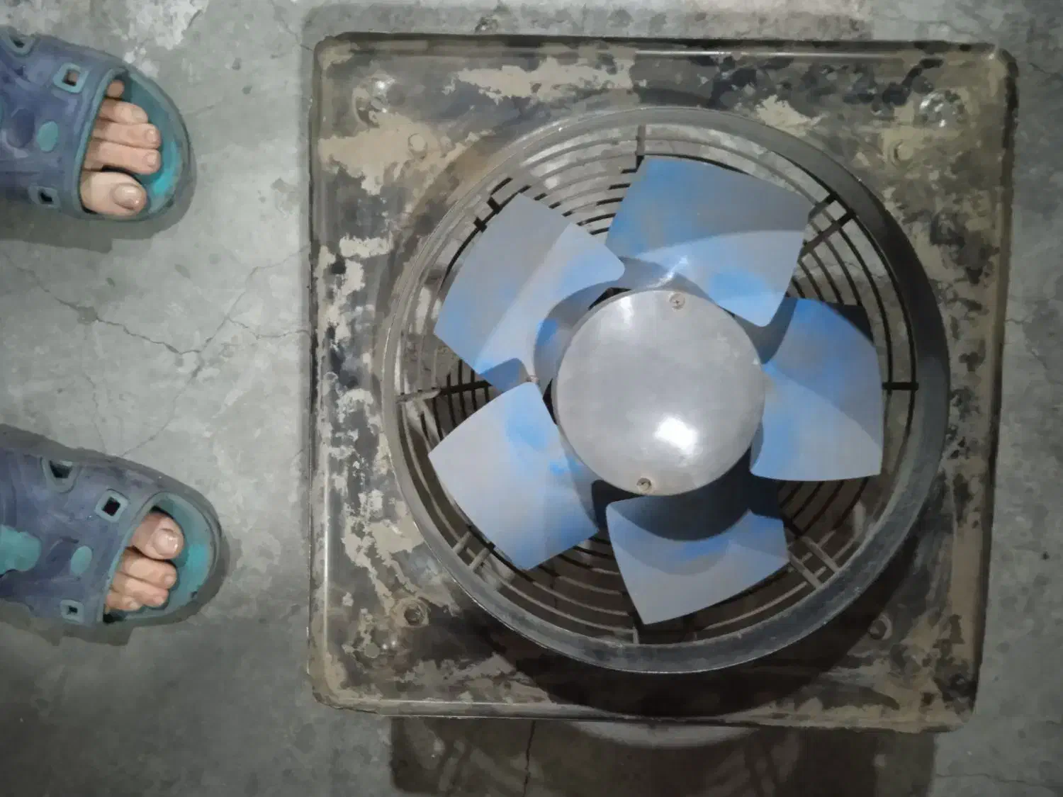 هواکش دمنده|پنکه و تصفیهکنندهٔ هوا|پاکدشت, خاتون آباد|دیوار