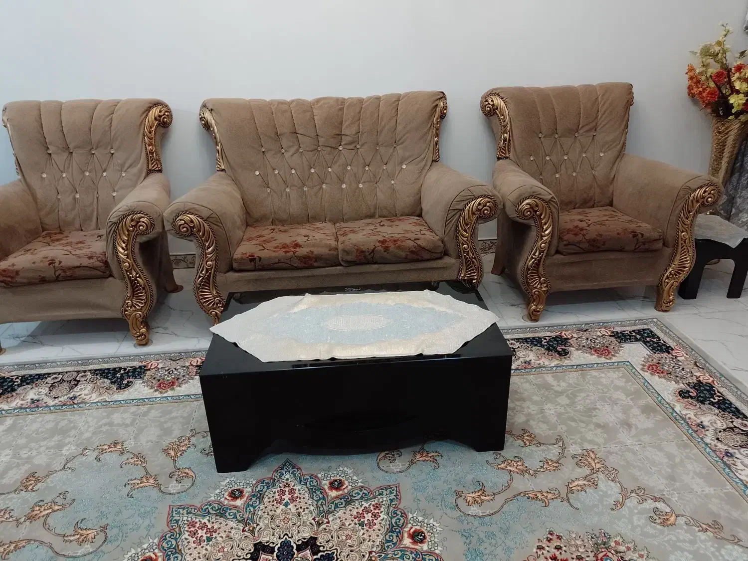 مبل راحتی مدل رزین|مبلمان خانگی و میز عسلی|مهاجران, |دیوار