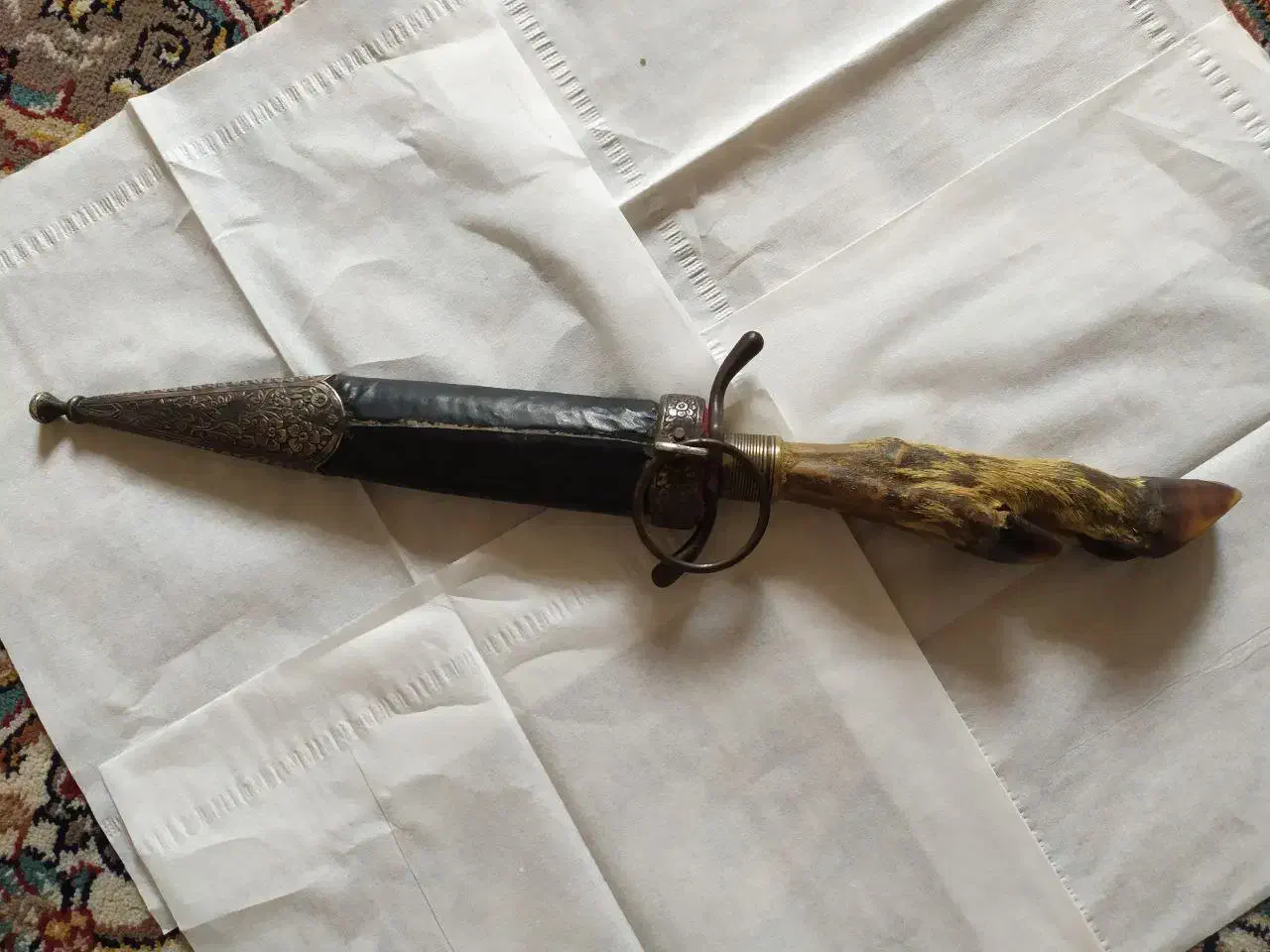 خنجر انتیک|کلکسیون اشیاء عتیقه|کرمانشاه, |دیوار