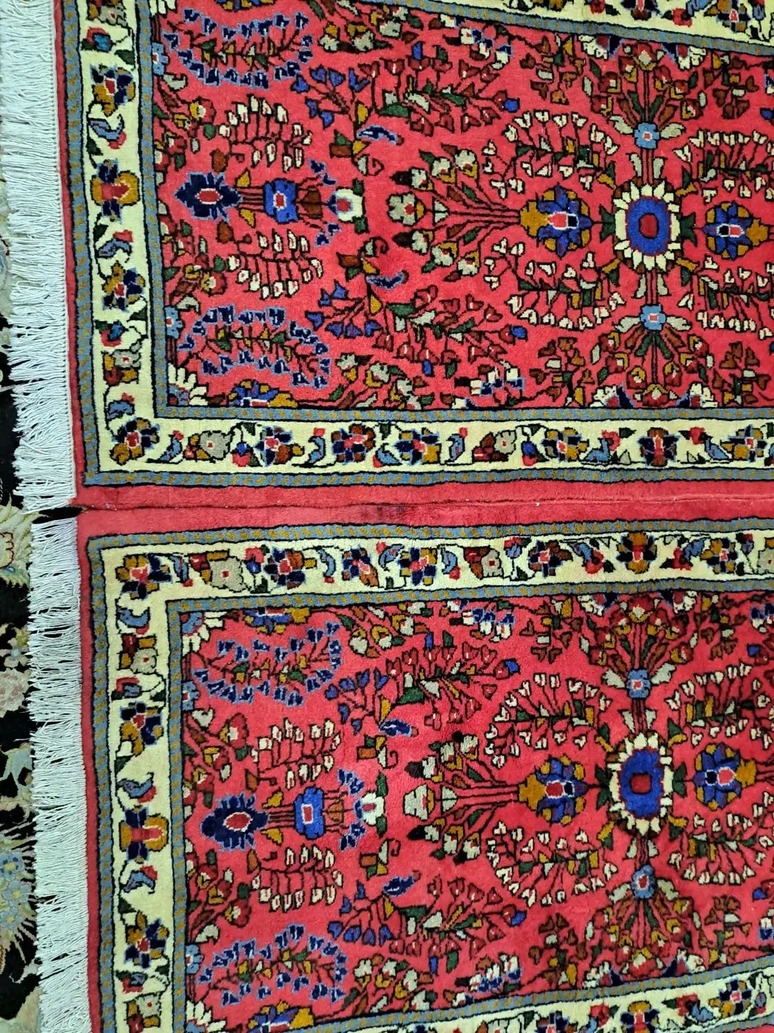 چندتخته فرشهای ساروق وقم وگلیم فوری فروشی|فرش|اراک, |دیوار