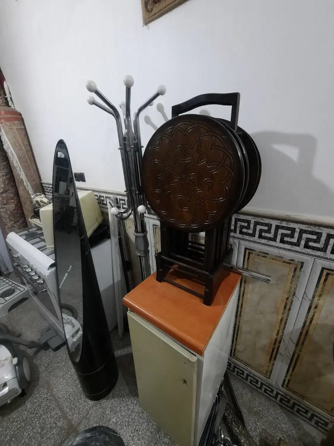 کابینت عسلی نو جارو برقی اینه قدی آویز لباس گاز|حراج|قم, ولیعصر|دیوار