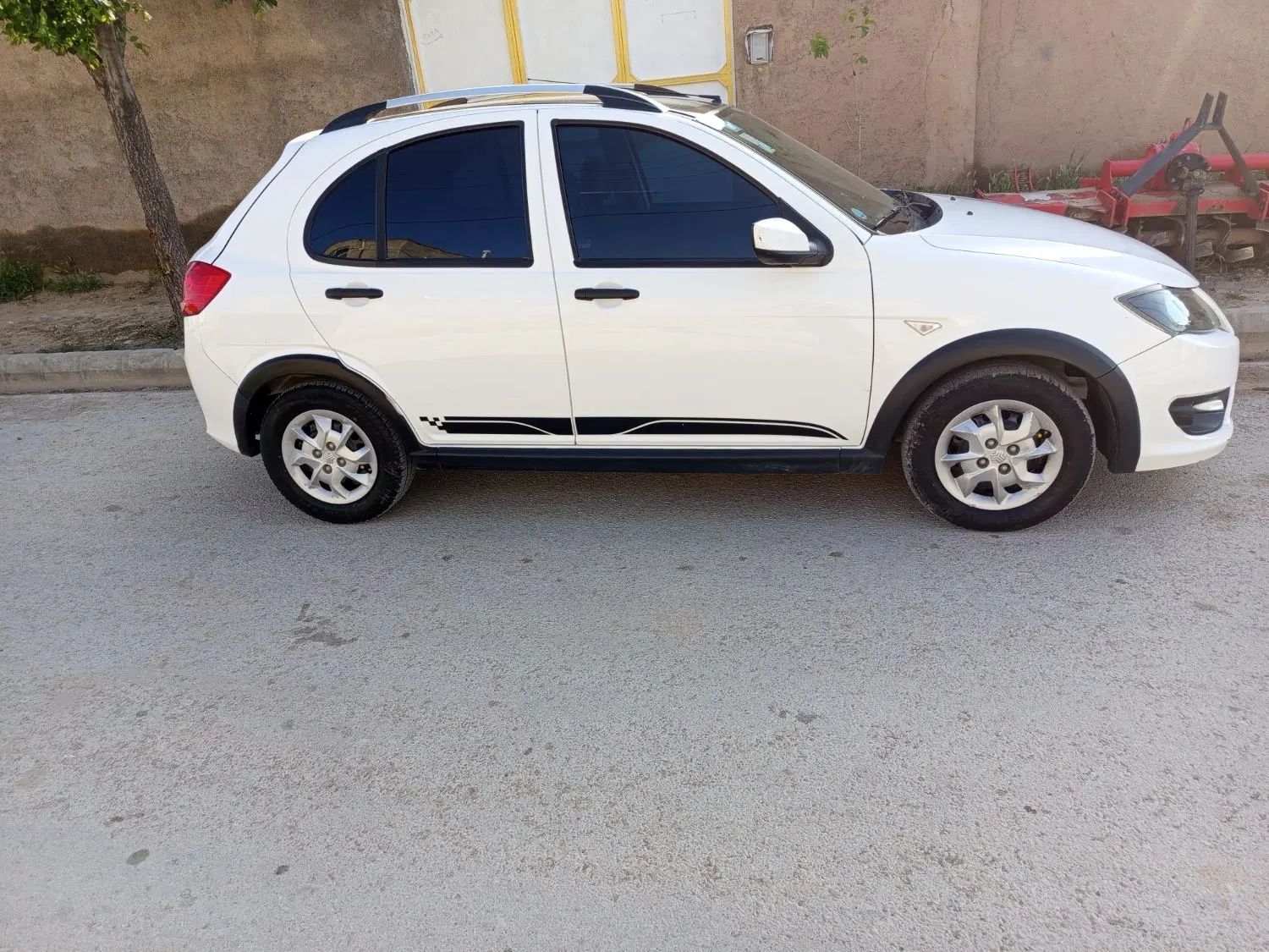 کوییک R 402|خودرو کلاسیک|فاروج, |دیوار