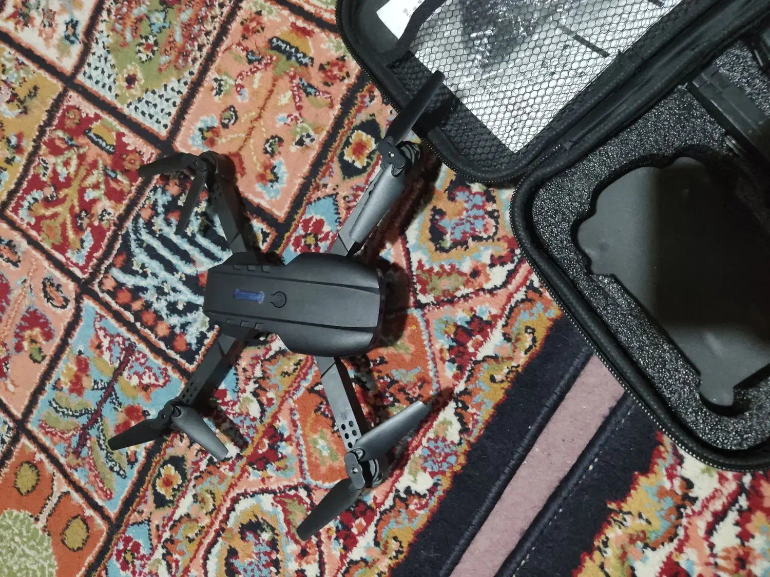 کواد کوپتر ، پهباد|دوربین عکاسی و فیلم‌برداری|بومهن, |دیوار