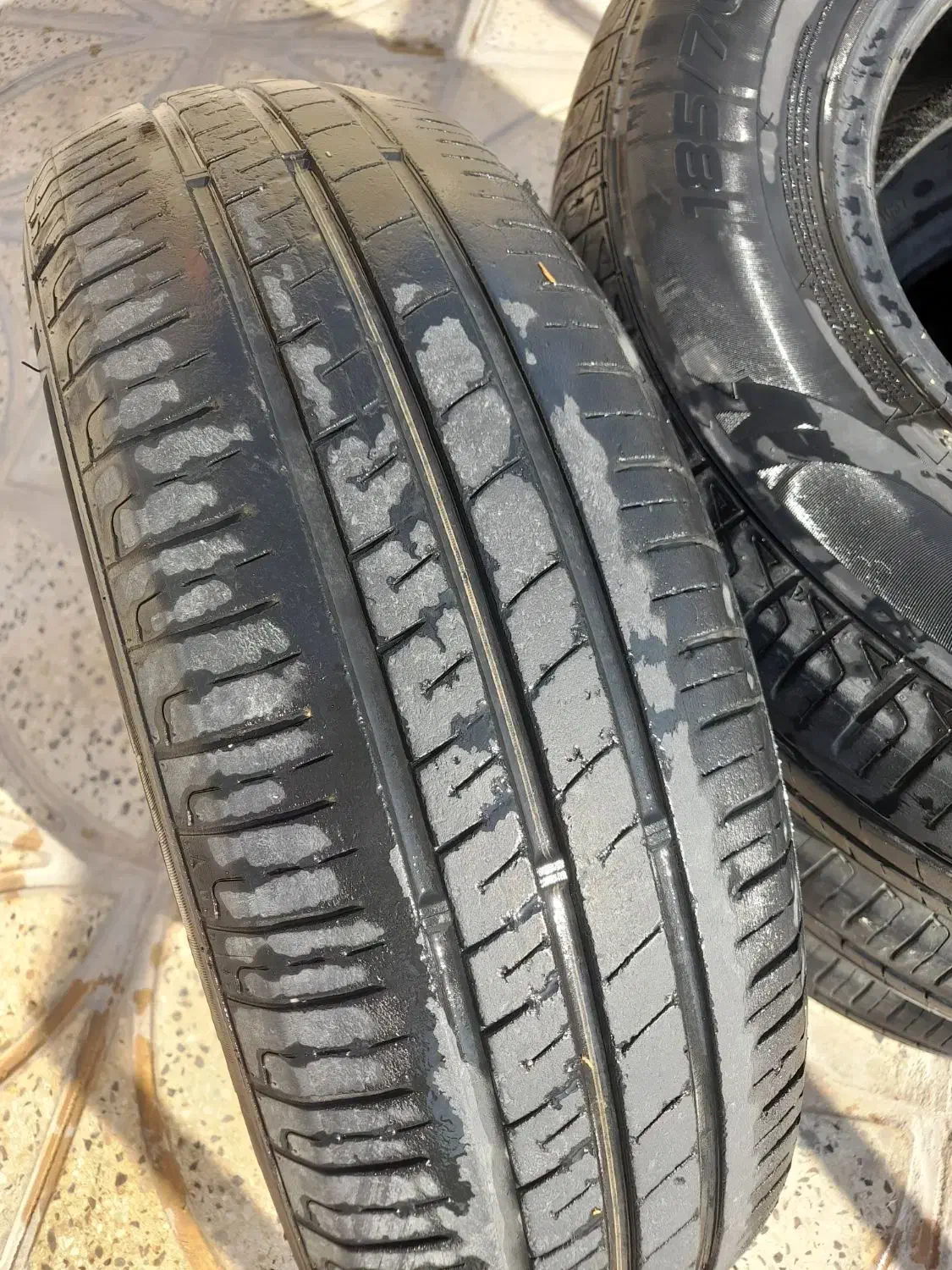 لاستیک ۱۸۵|قطعات یدکی و لوازم جانبی|سیروان, |دیوار