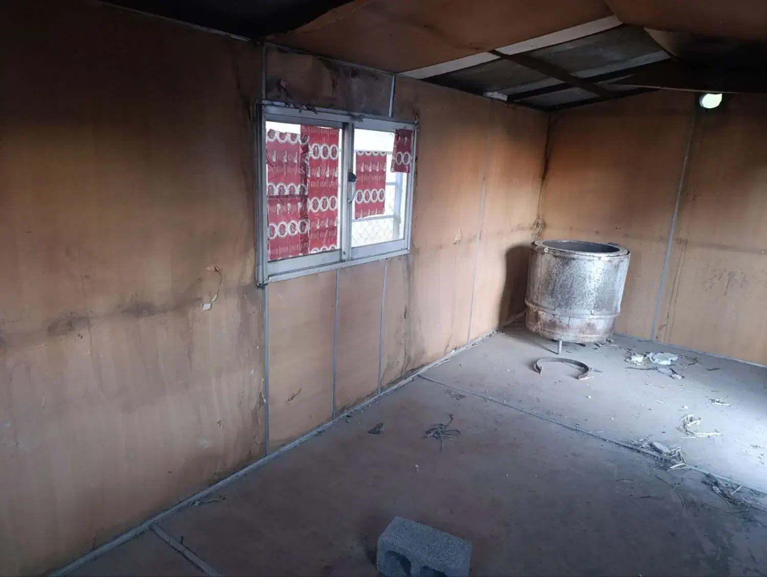 کانکس بزرگ|مصالح و تجهیزات ساختمان|نقده, |دیوار