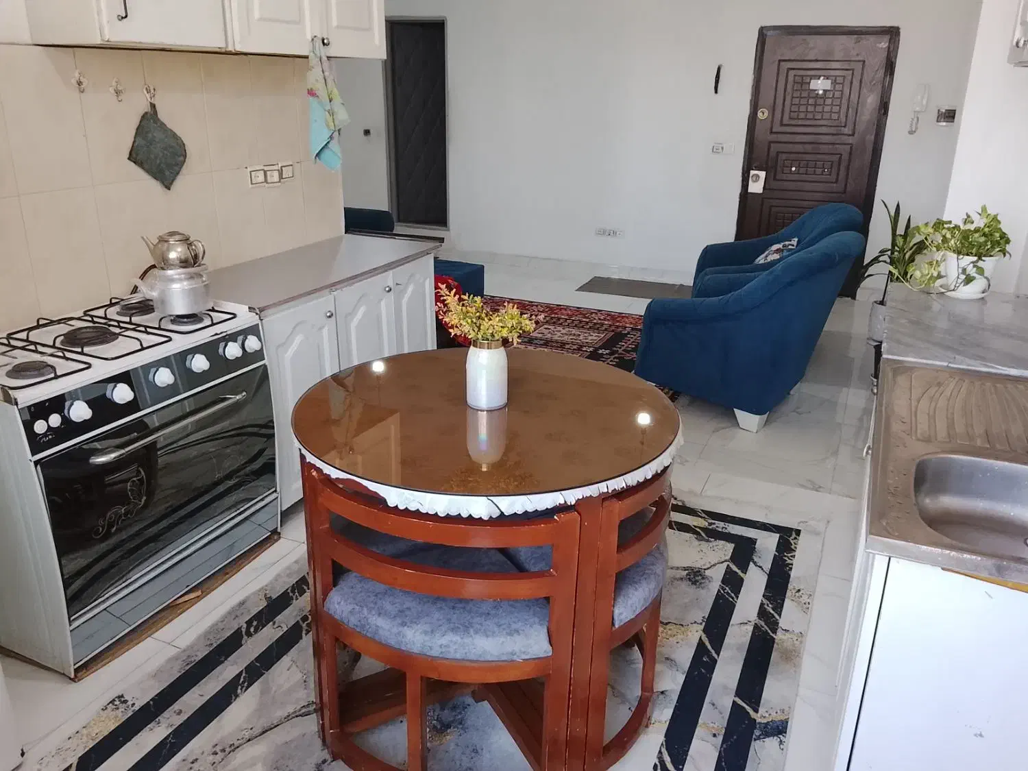 آپارتمان مبله لوکس با دسترسی عالی-اجاره روزانه هفت|اجارهٔ کوتاهمدت آپارتمان و سوئیت|شهریار, شهرک بهاران (ویره)|دیوار