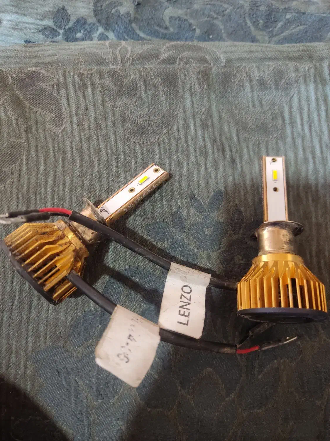 آیینه بقل و هدلایت و چراغ عقب اسپرت 405|قطعات یدکی و لوازم جانبی|قم, تولید دارو و یخچال|دیوار