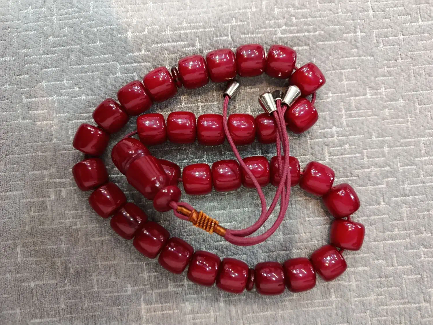 تسبیح سندلوس بسیارزیبا و خوش رنگ|زیورآلات و اکسسوری|جوانرود, |دیوار