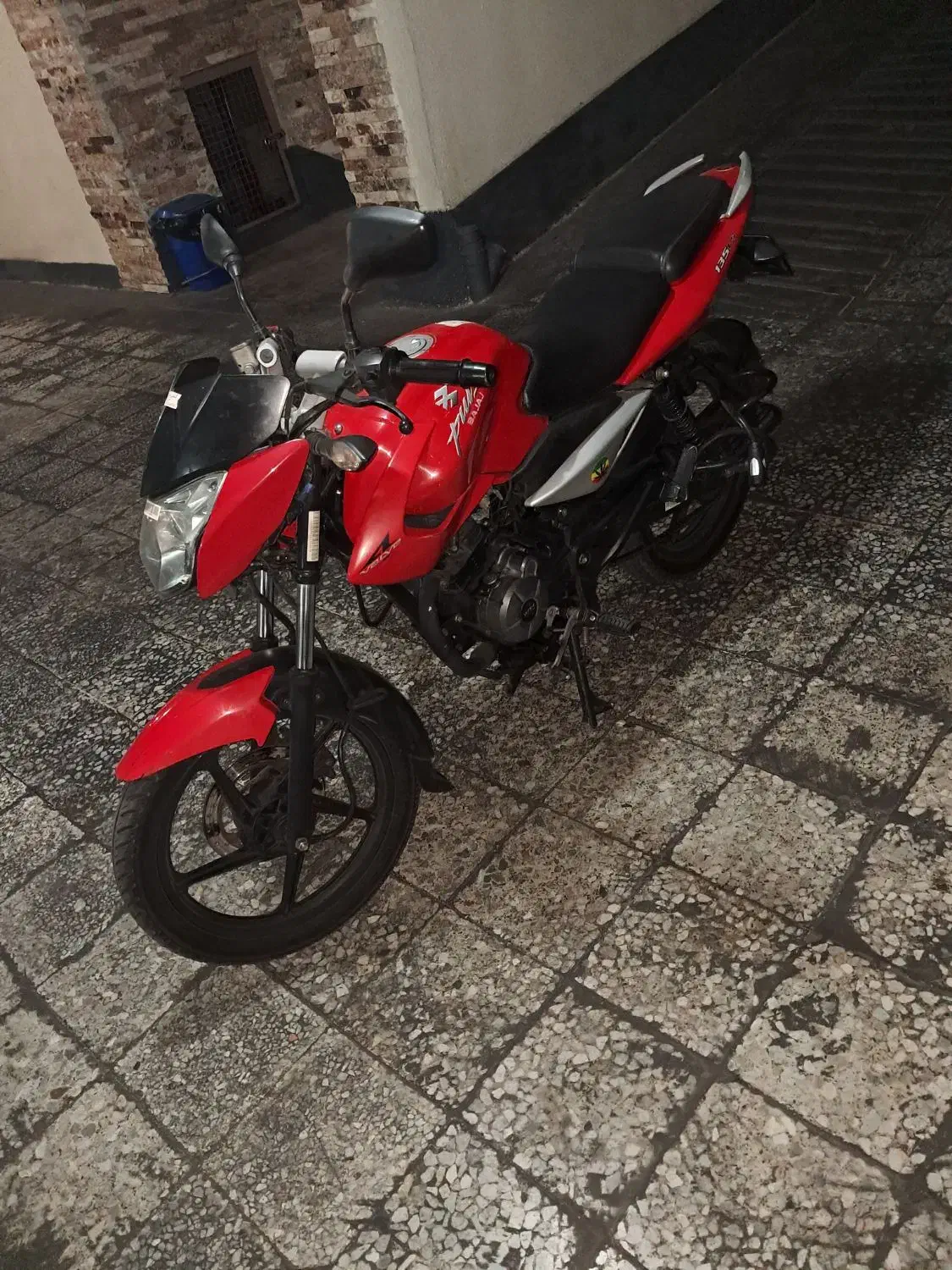 فوری فروشی موتور پالس ۱۳۵ مدل ۹۱ به علت نیاز پولی|موتورسیکلت|تهران, مهران|دیوار