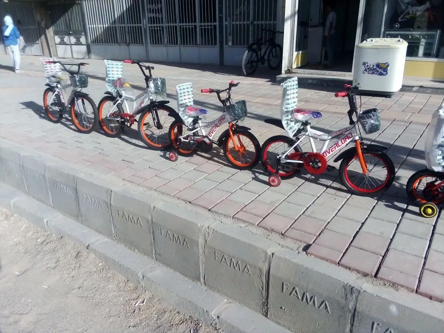 دوچرخه|دوچرخه، اسکیت، اسکوتر|کبودرآهنگ, |دیوار