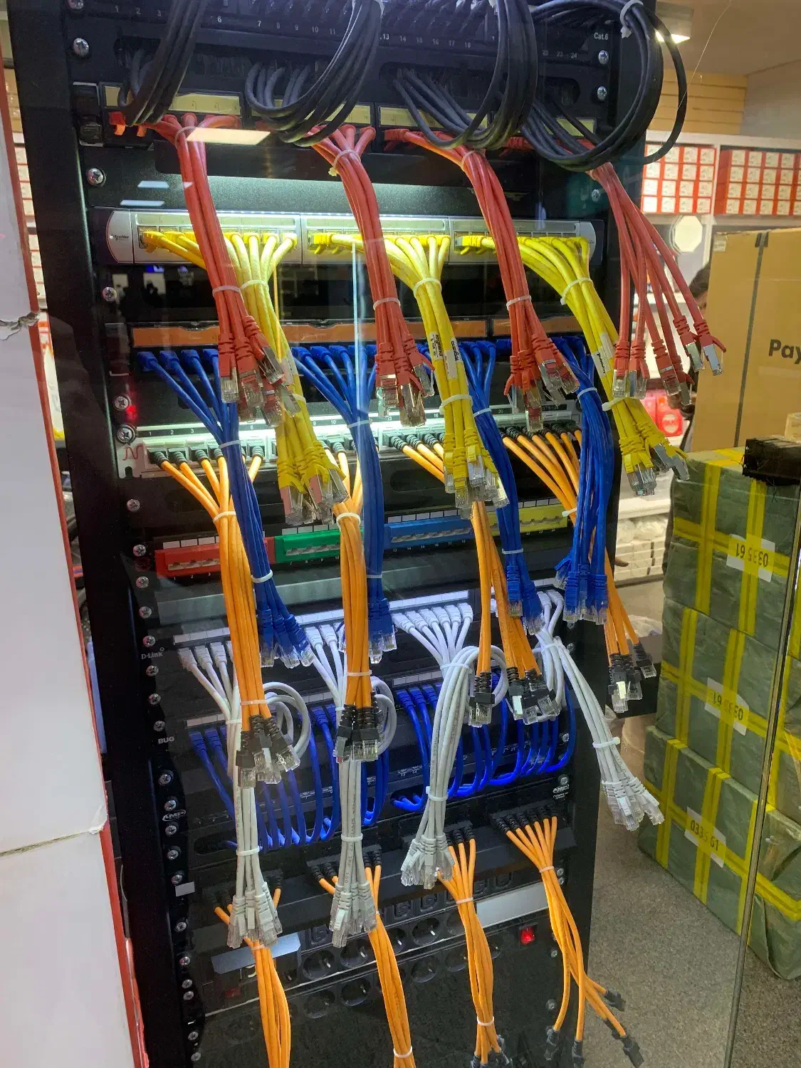 کابل شبکه پچ کورد Cat6|مودم و تجهیزات شبکه|تهران, فلسطین (میدان انقلاب)|دیوار