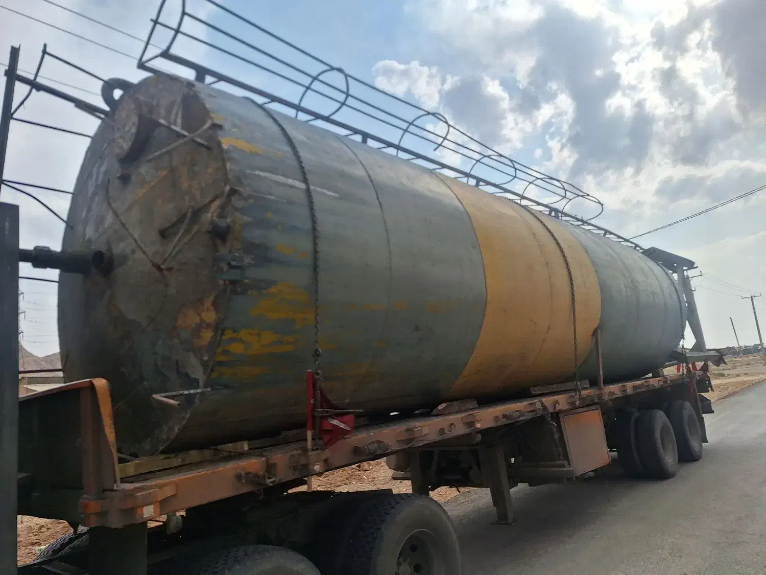 سیلوسیمانی سیلو سیمان قدیمی|مصالح و تجهیزات ساختمان|اصفهان, گورت|دیوار