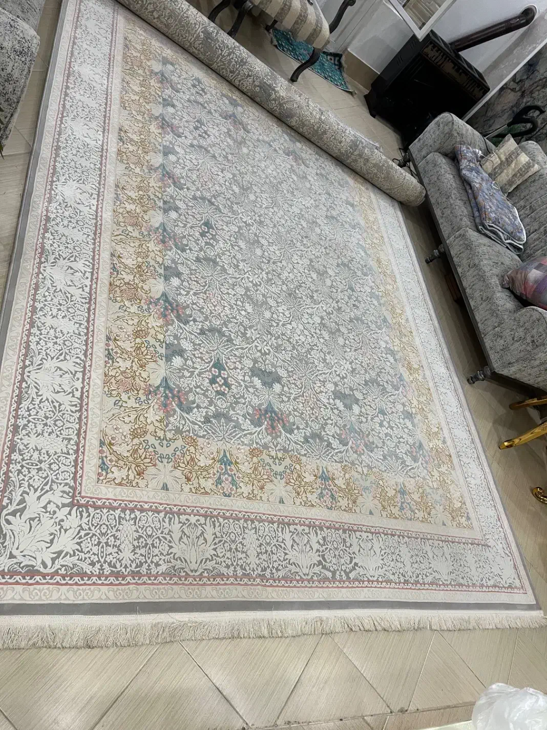 یک تخته فرش|فرش|بیرجند, |دیوار