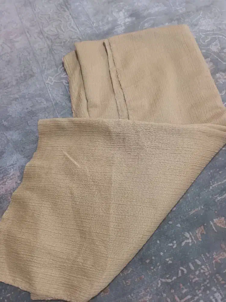 کراپ و شال و روسری زنانه|لباس|شاهین‌شهر, خانه کارگر|دیوار