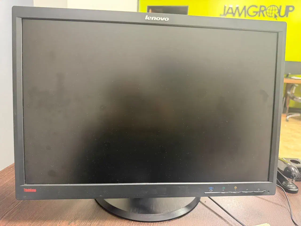 مانیتور ۲۳ اینچ لنوو thinkvision|قطعات و لوازم جانبی رایانه|اصفهان, دستگرده|دیوار