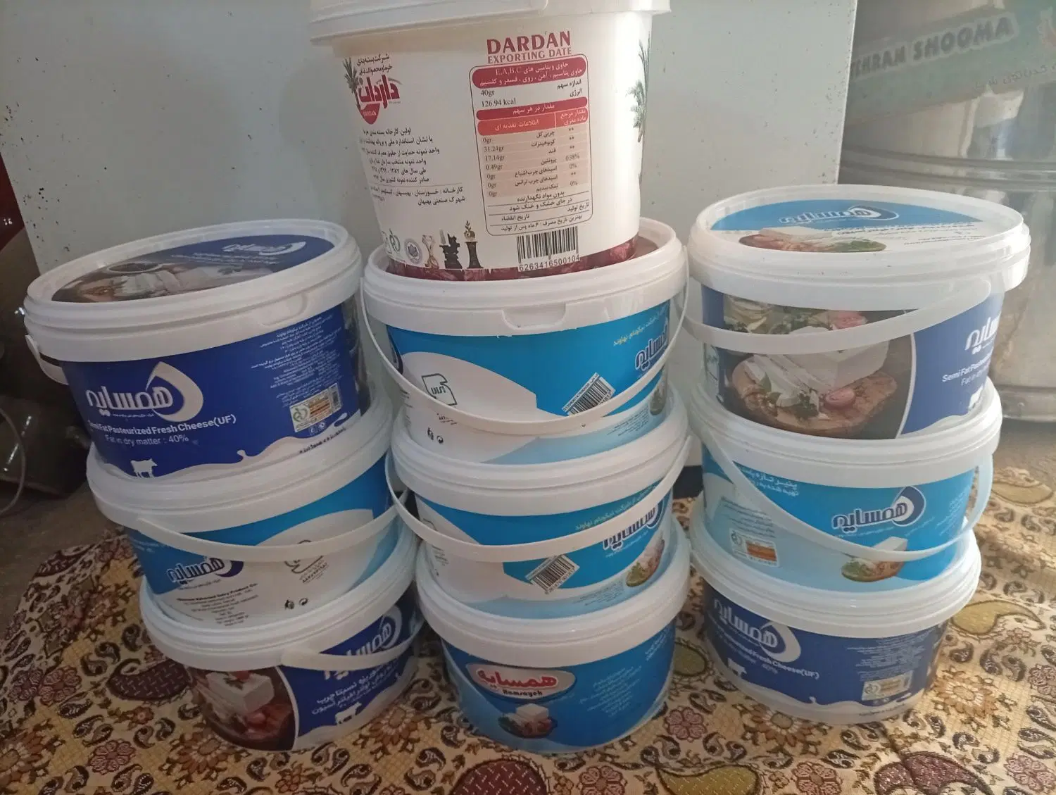دبه سطل|ظروف نگهدارنده، پلاستیکی، یک‌بارمصرف|اشترینان, |دیوار