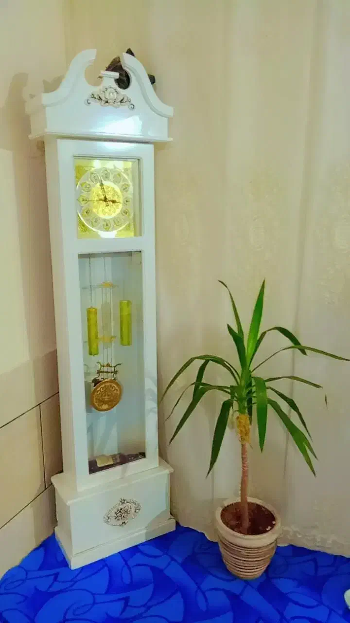 به علت جابه جایی|ساعت دیواری و تزئینی|خواف, |دیوار
