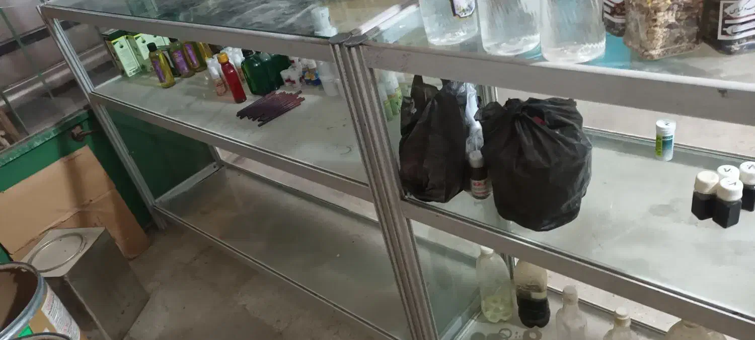 دو عدد ویترین|فروشگاه و مغازه|دامغان, |دیوار