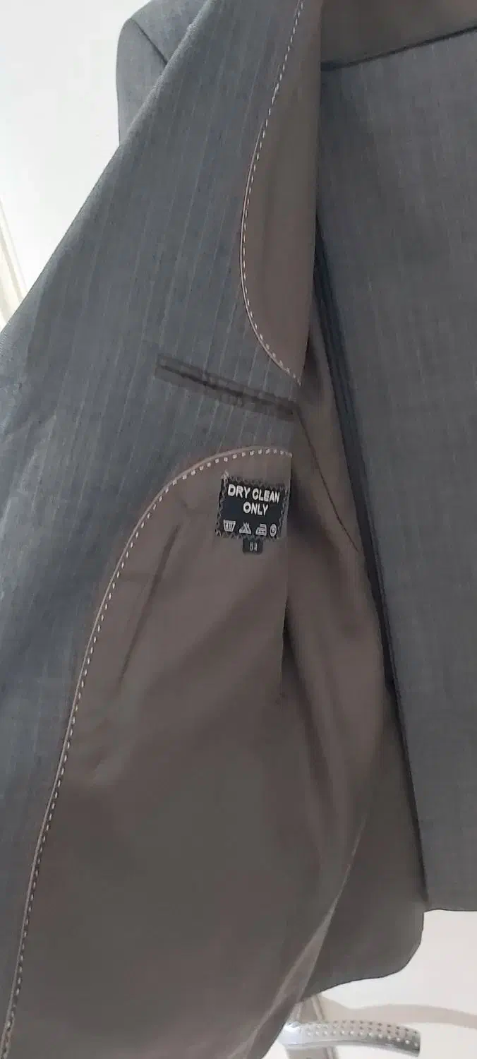 فروش کت وشلوار|لباس|رشت, منظریه|دیوار