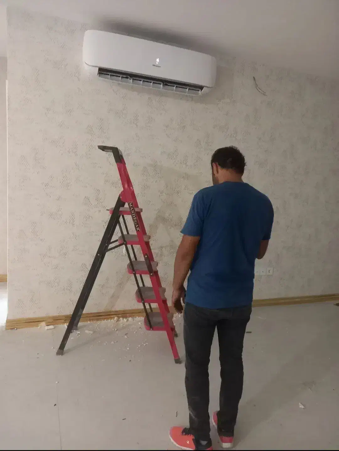 تعمیرات وسیم پیچی|خدمات پیشه و مهارت|نیشابور, گنبد سبز|دیوار