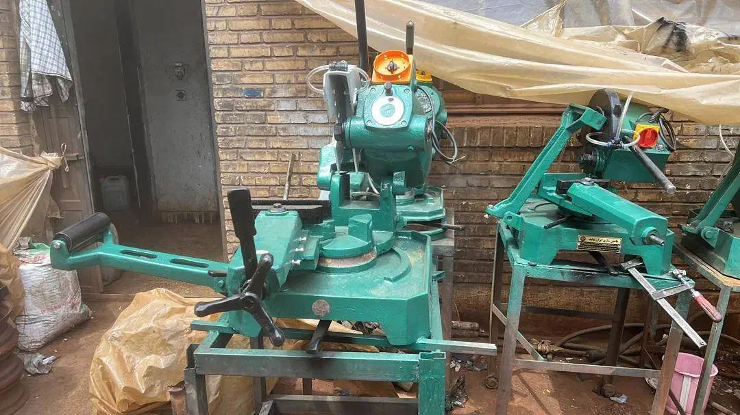 کارگر ساده سنگ کار چدن نیروی فنی تولید قلاویز کار|استخدام صنعتی، فنی، مهندسی|چهاردانگه (تهران), |دیوار