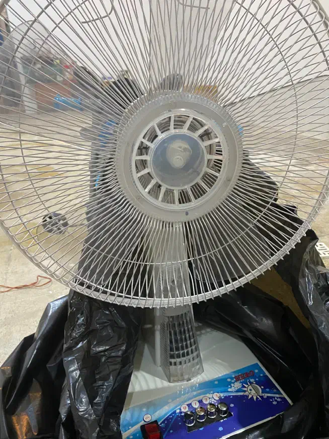 پنکه|پنکه و تصفیهکنندهٔ هوا|تهران, پاسداران|دیوار