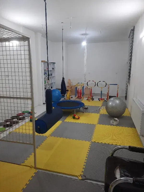 کاردرمانی وگفتاردرمانی|خدمات آرایشگری و زیبایی|مشهد, ابوذر|دیوار