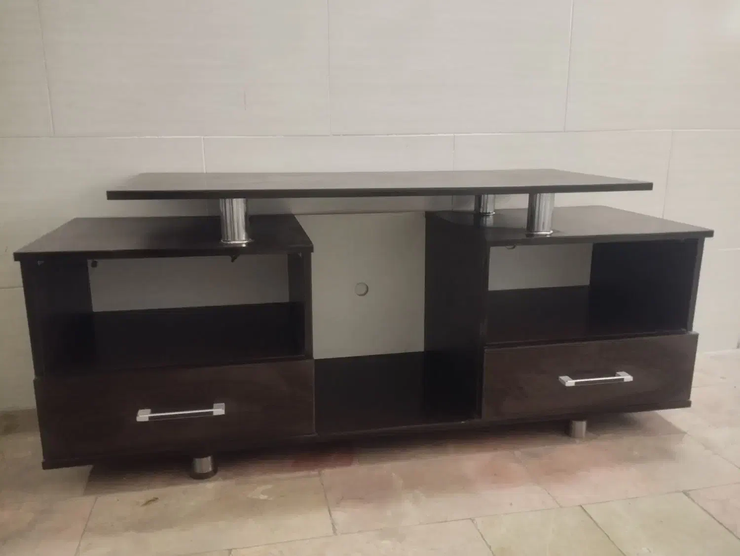 میزتلویزیون|میز تلویزیون|شهریار, کهنز|دیوار