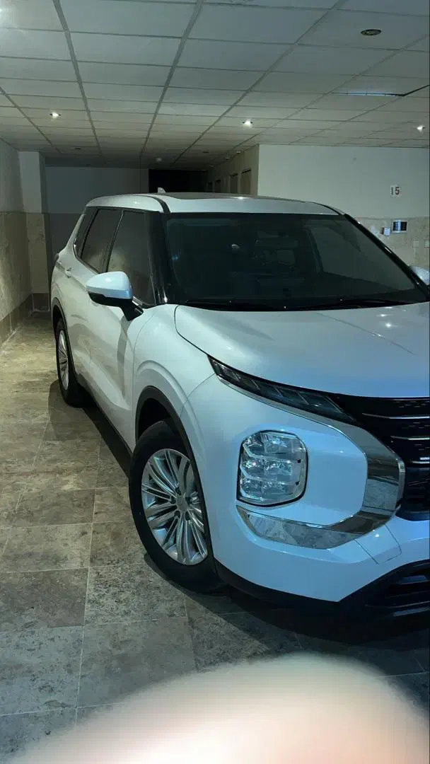 اوتلندر 2023 M لاین|خودرو سواری و وانت|تهران, زعفرانیه|دیوار