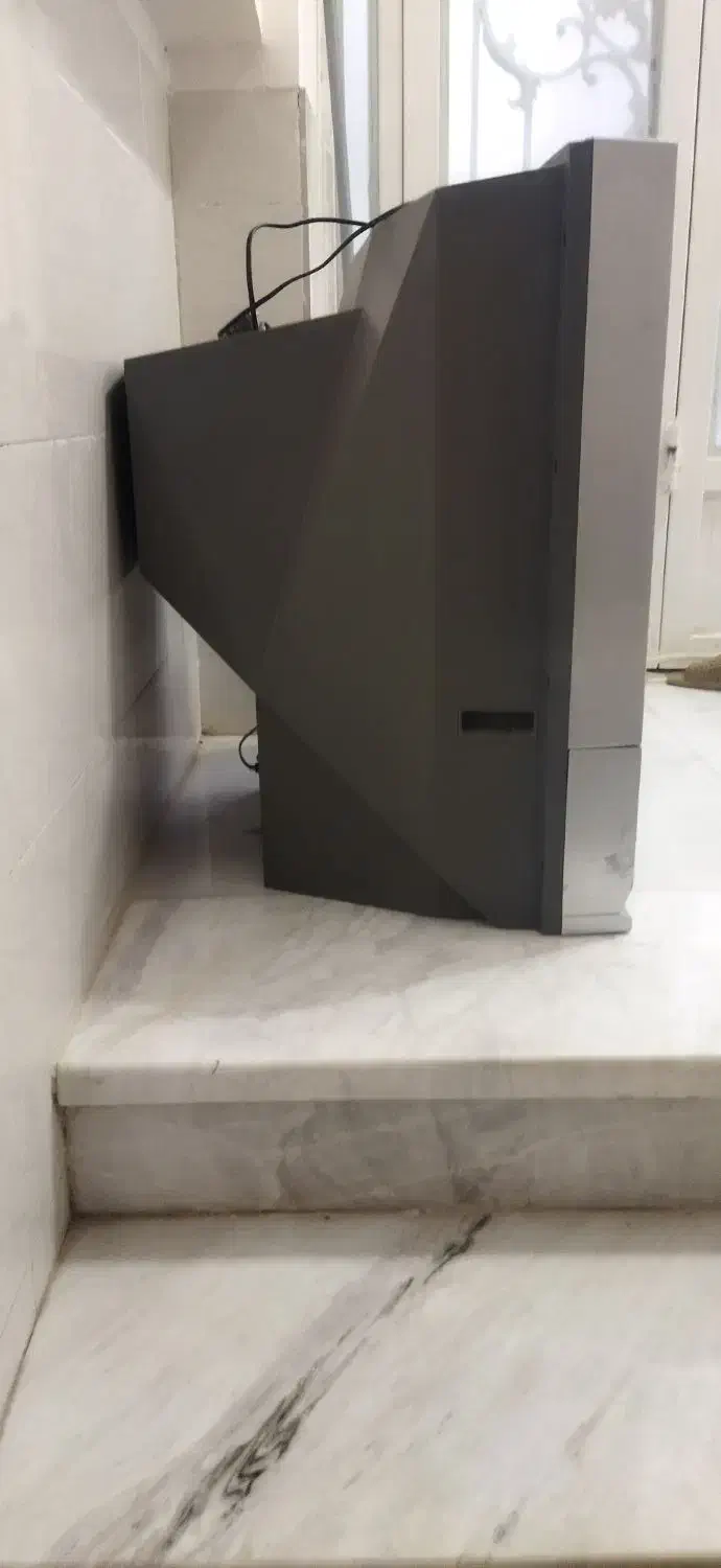 تلویزیون|تلویزیون و پروژکتور|ایلام, |دیوار