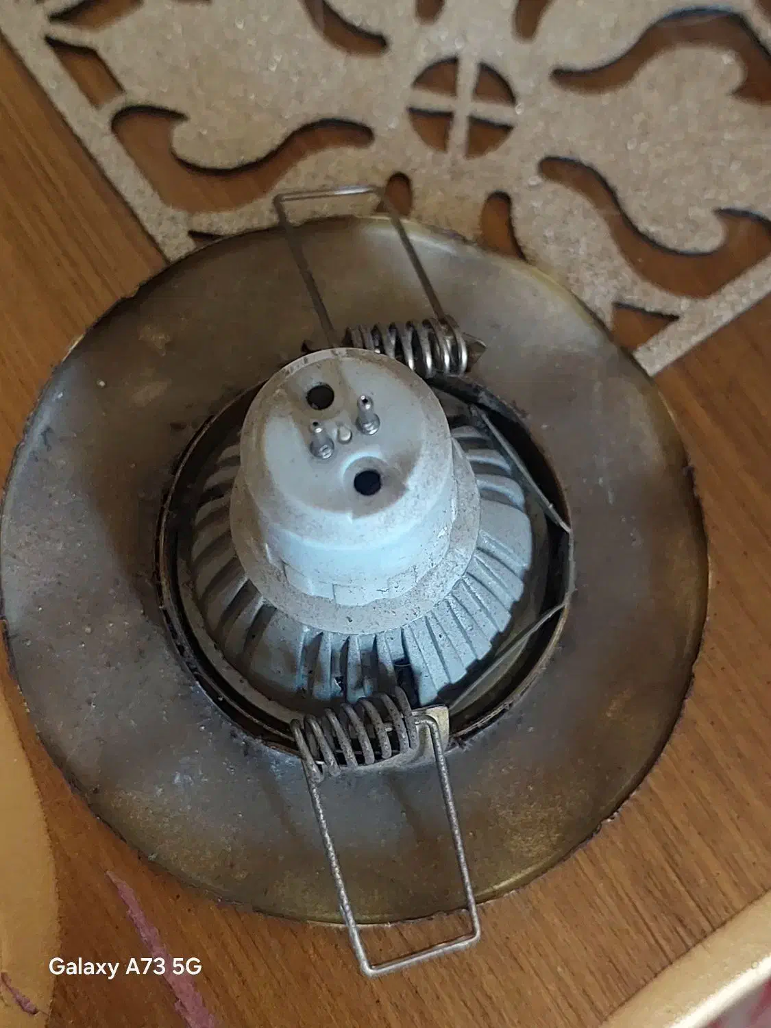 ۳۰ عدد هالوژن افتابی و مهتابی|لامپ و چراغ|تهران, مجیدیه|دیوار