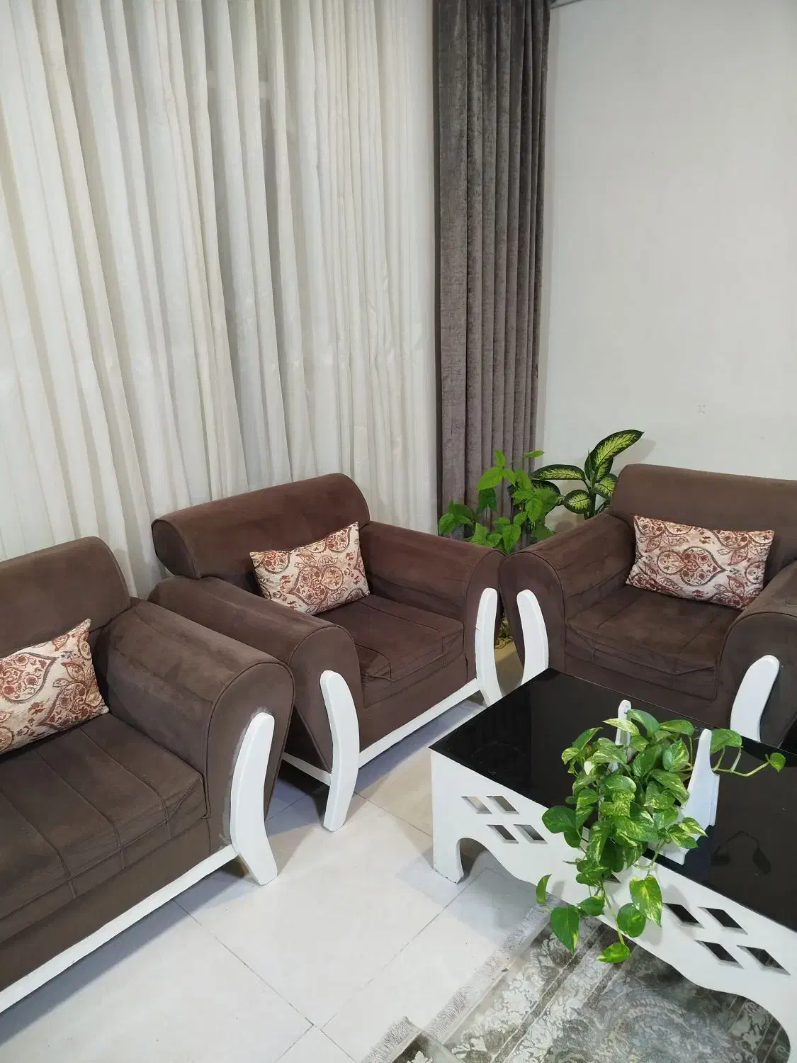 مبل هفت نفره راحتی|مبلمان خانگی و میز عسلی|بیستون, |دیوار