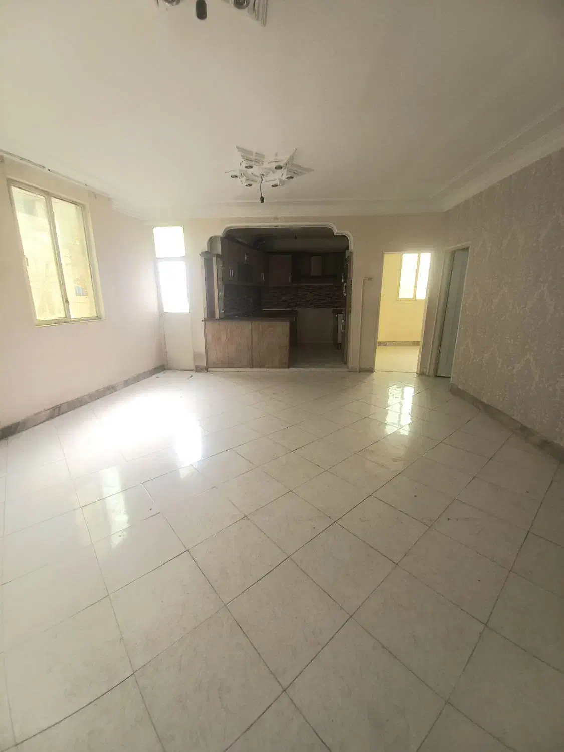 فروش ۸۵ امامزاده / اول چلچله بهترین لوکیشن|فروش آپارتمان|قدس, شهرقدس|دیوار