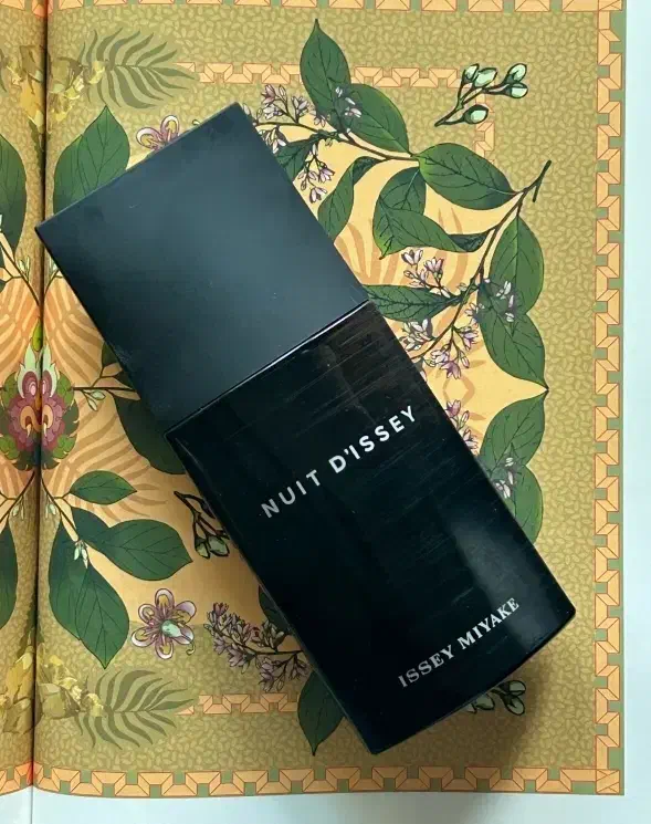 عطر ادکلن ایسی میاکه نویت اورجینال|آرایشی، بهداشتی، درمانی|شیراز, رکن‌آباد|دیوار