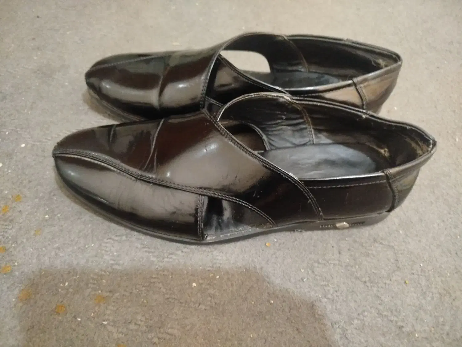 کفش چرمی ورنی|کیف، کفش، کمربند|زاهدان, |دیوار