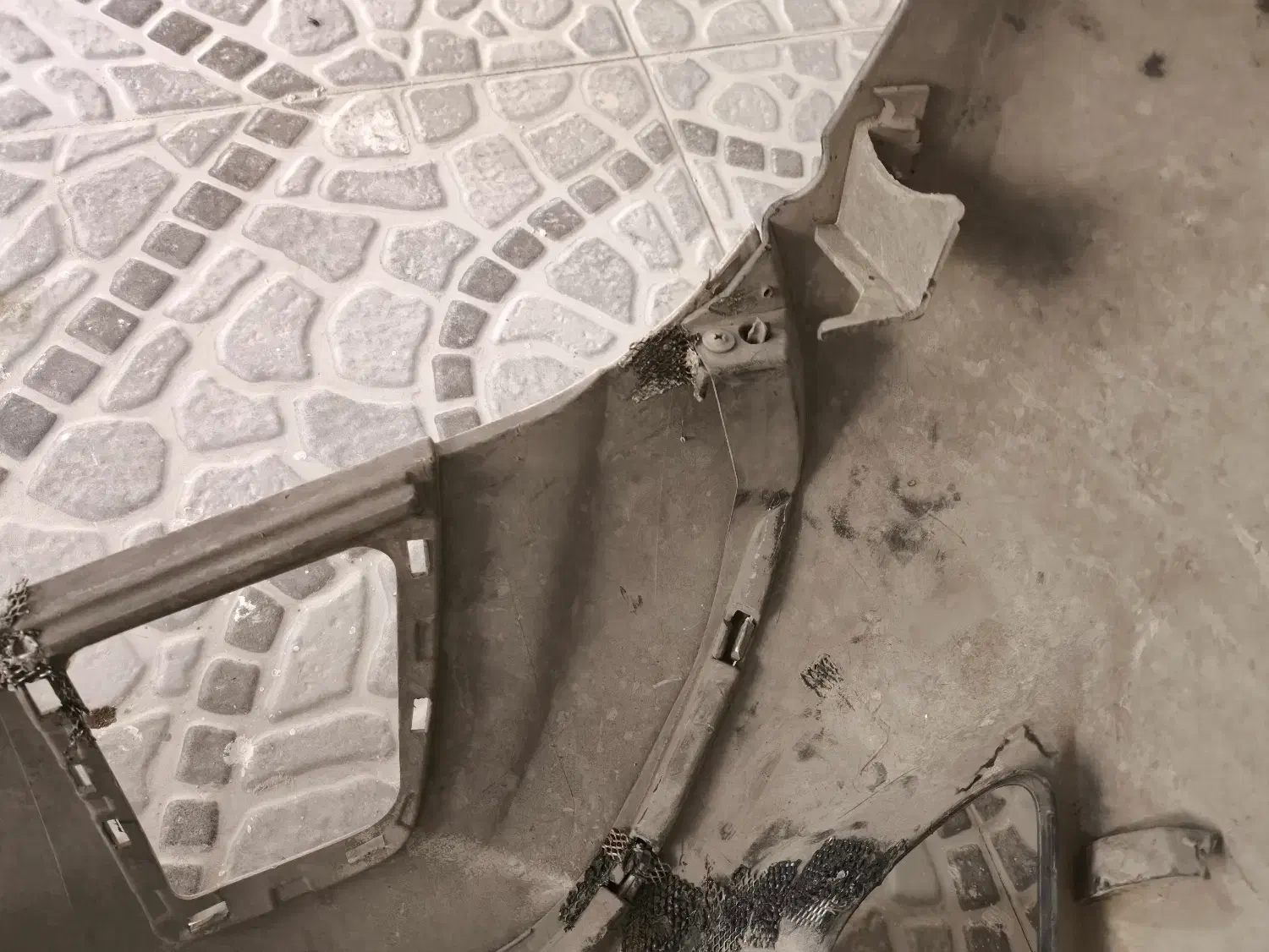 سپر|قطعات یدکی و لوازم جانبی|اصفهان, بوزان|دیوار