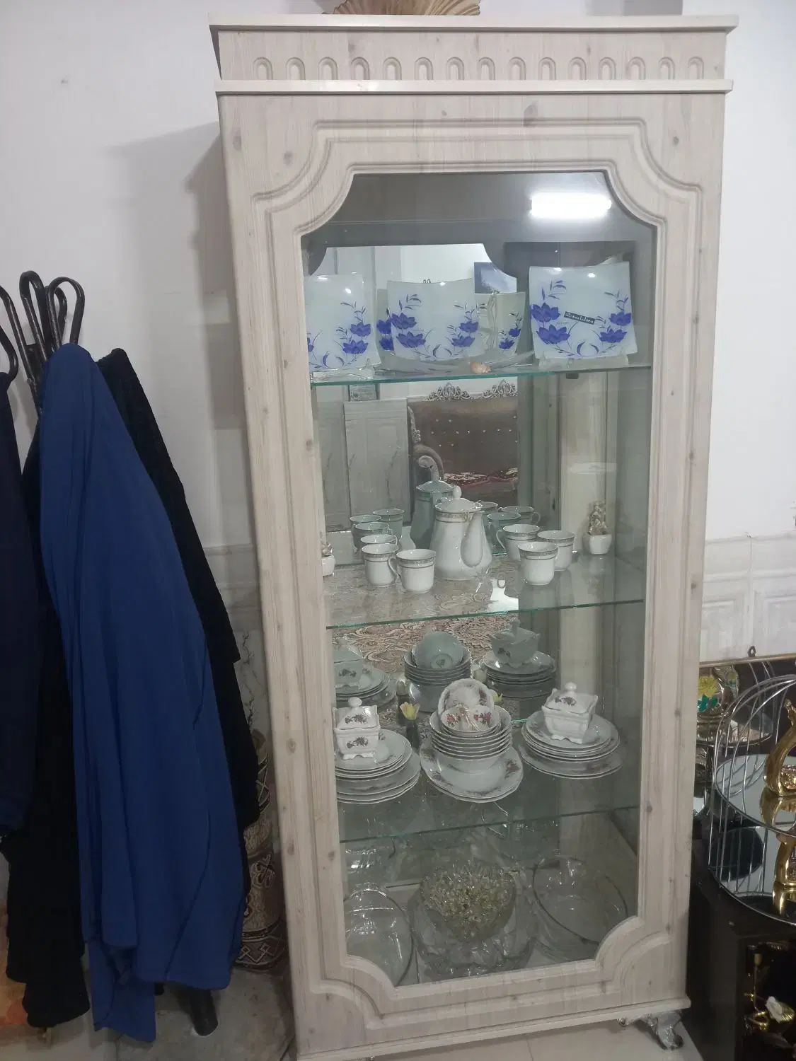 گنجه|بوفه، ویترین، کنسول|مشهد, موعود|دیوار