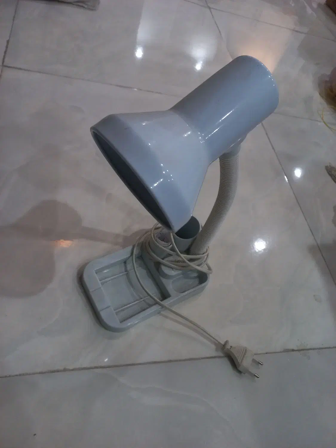 چراغ|لوازم التحریر|خرم‌آباد, |دیوار