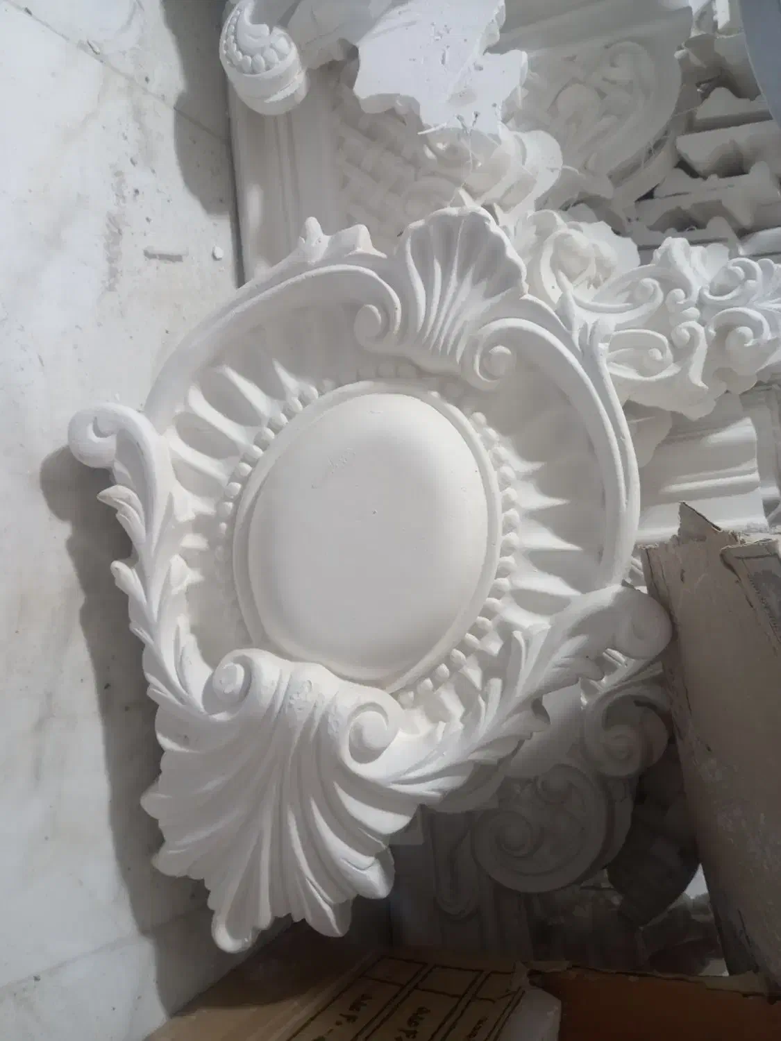 گچبری|مصالح و تجهیزات ساختمان|گنبد کاووس, |دیوار