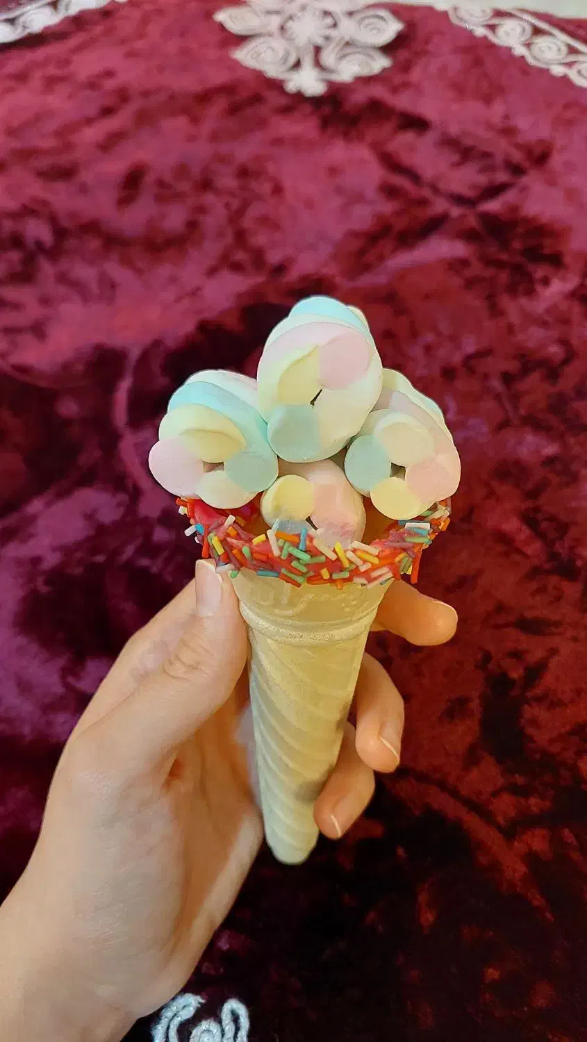 قیف خوشمزه جات|خوردنی و آشامیدنی|شاهین‌شهر, اقبال لاهوری|دیوار